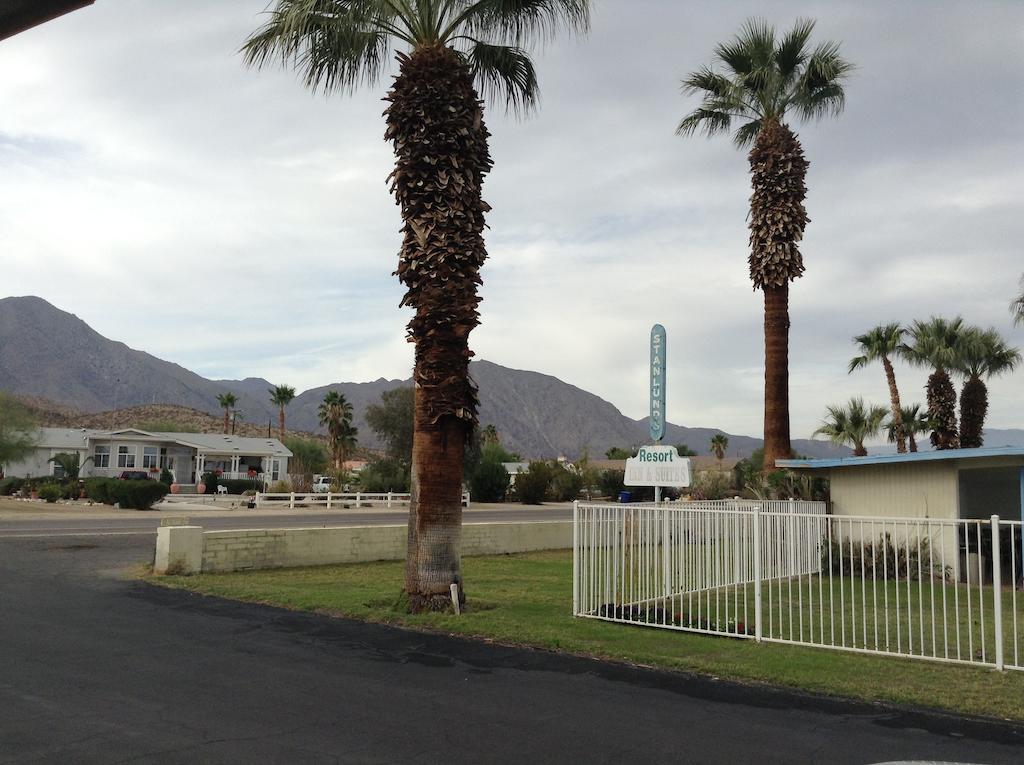 Stanlunds Inn&Suites Borrego Springs Exterior foto