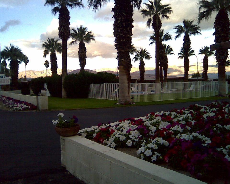 Stanlunds Inn&Suites Borrego Springs Exterior foto