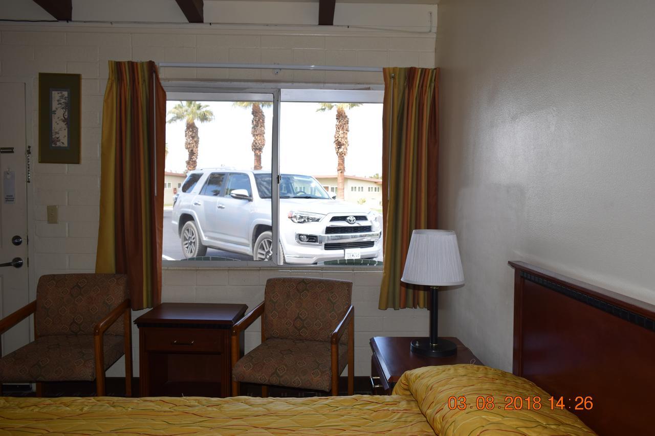 Stanlunds Inn&Suites Borrego Springs Exterior foto